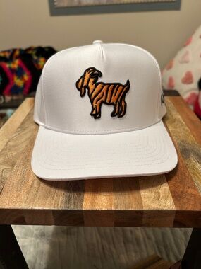 Waggle GOAT hat new with tags